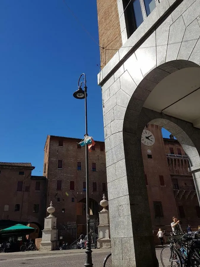 Appartamento A due passi dal Castello Ferrara